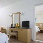 Lagos Mare Hotel Agios Prokopios (Naxos)