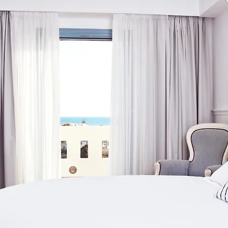 Lagos Mare Отель