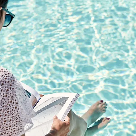 Lagos Mare Отель